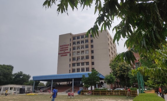 MABS Campus (1)_1980.jpeg